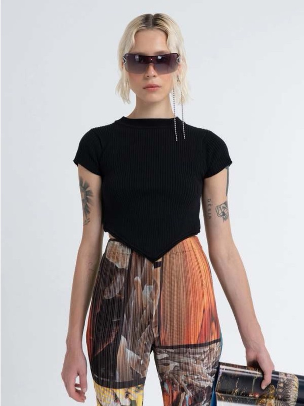 Arthur Ribbed Tie Tee